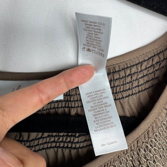 JH Collectibles Womens XL Smocked Neck Button-Front Blouse In Olive Green - Picture 5 of 9